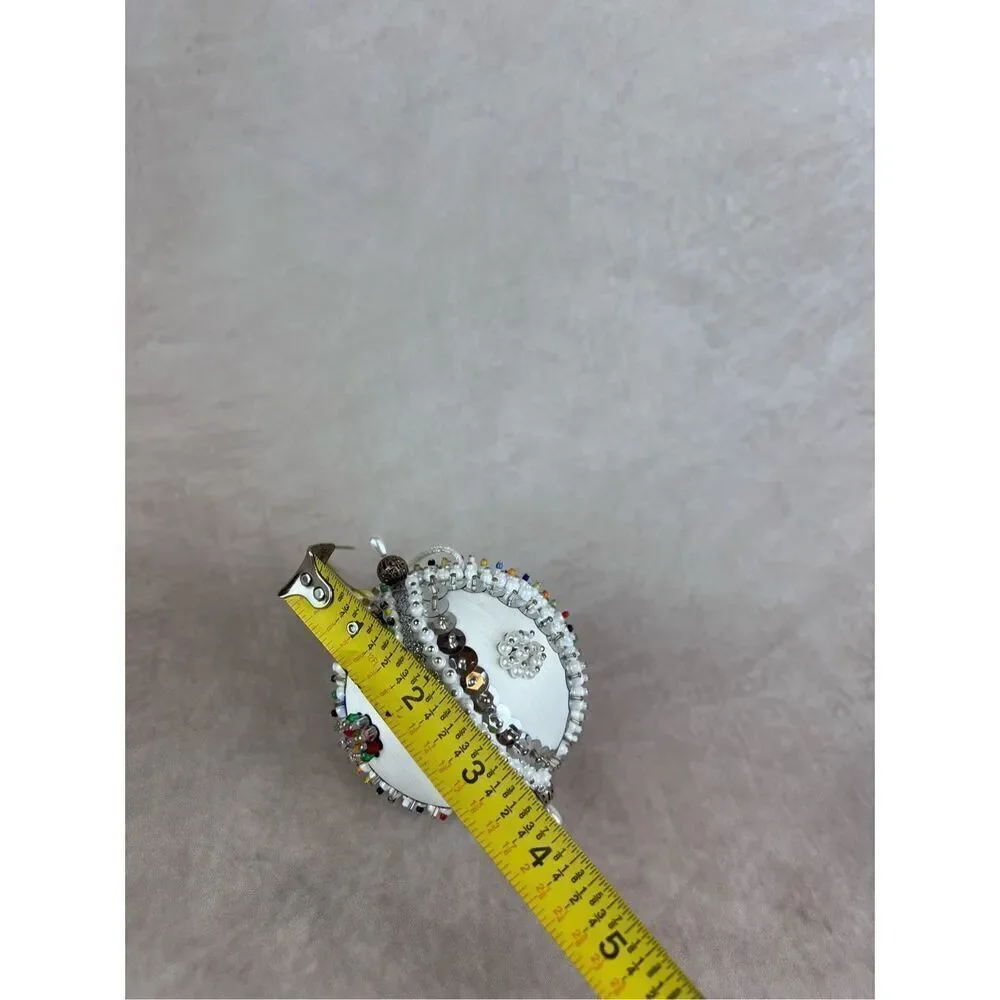 No Brand photos pins pin